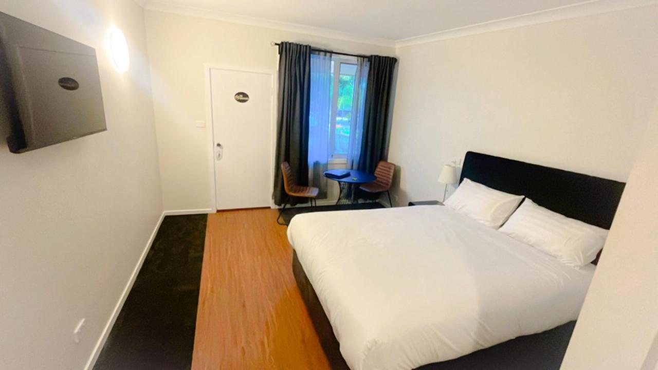 Seven Inn Wagga Wagga Extérieur photo