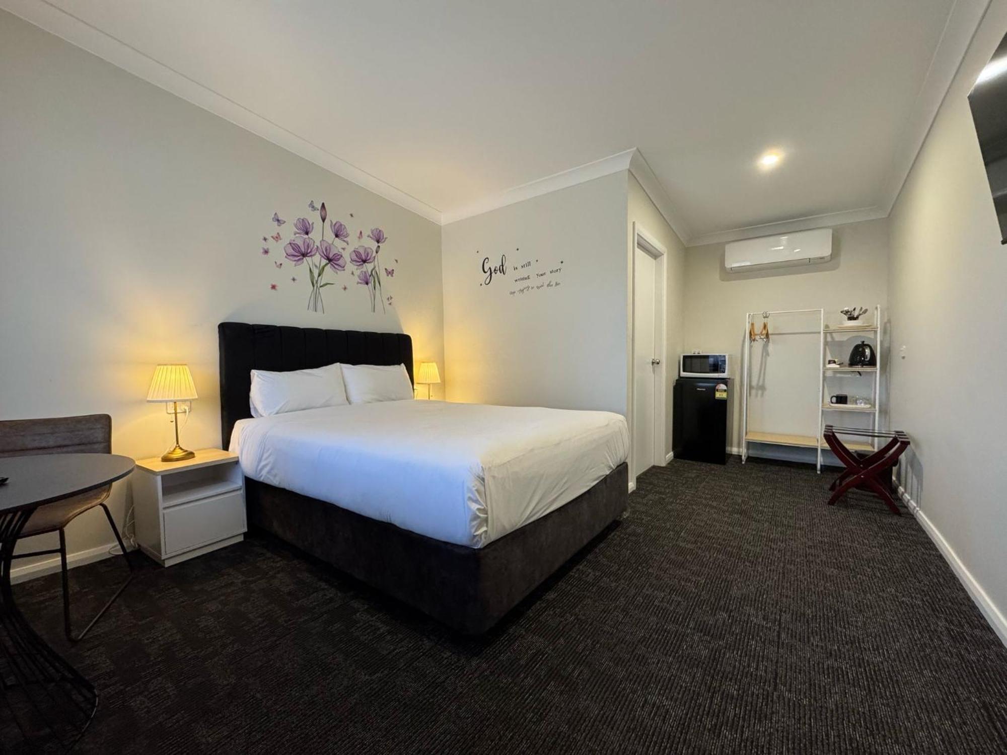 Seven Inn Wagga Wagga Extérieur photo